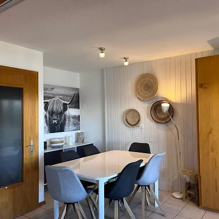 In With Stunning Views *