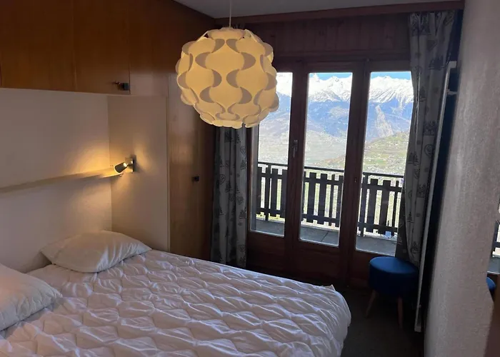 In With Stunning Views ヴェゾナ