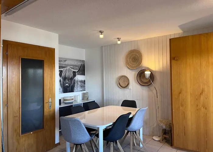 In With Stunning Views *